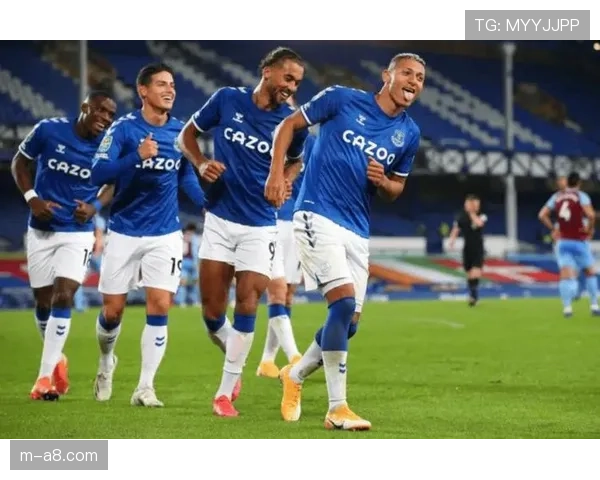 富勒姆2-0完胜埃弗顿，米特洛维奇梅开二度